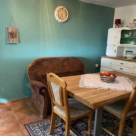 Unner'd Kastanje Moormerland